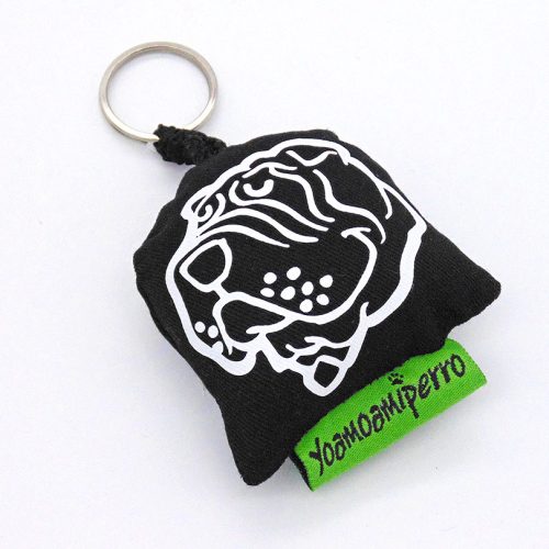 llavero negro sharpei